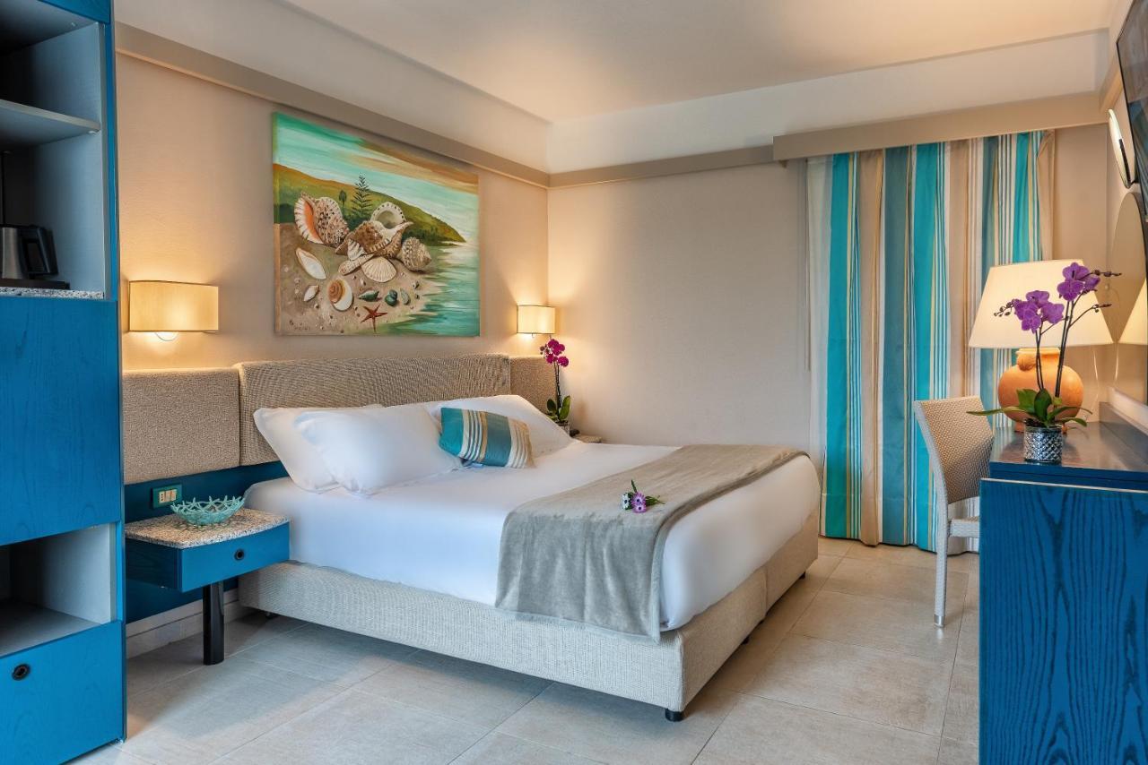 Acacia Marina Hotel Marina di Ragusa Bagian luar foto