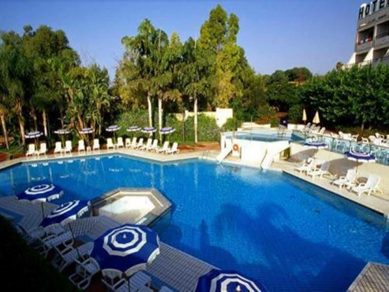 Acacia Marina Hotel Marina di Ragusa Bagian luar foto