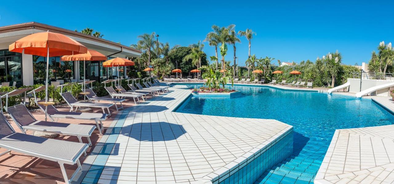 Acacia Marina Hotel Marina di Ragusa Bagian luar foto
