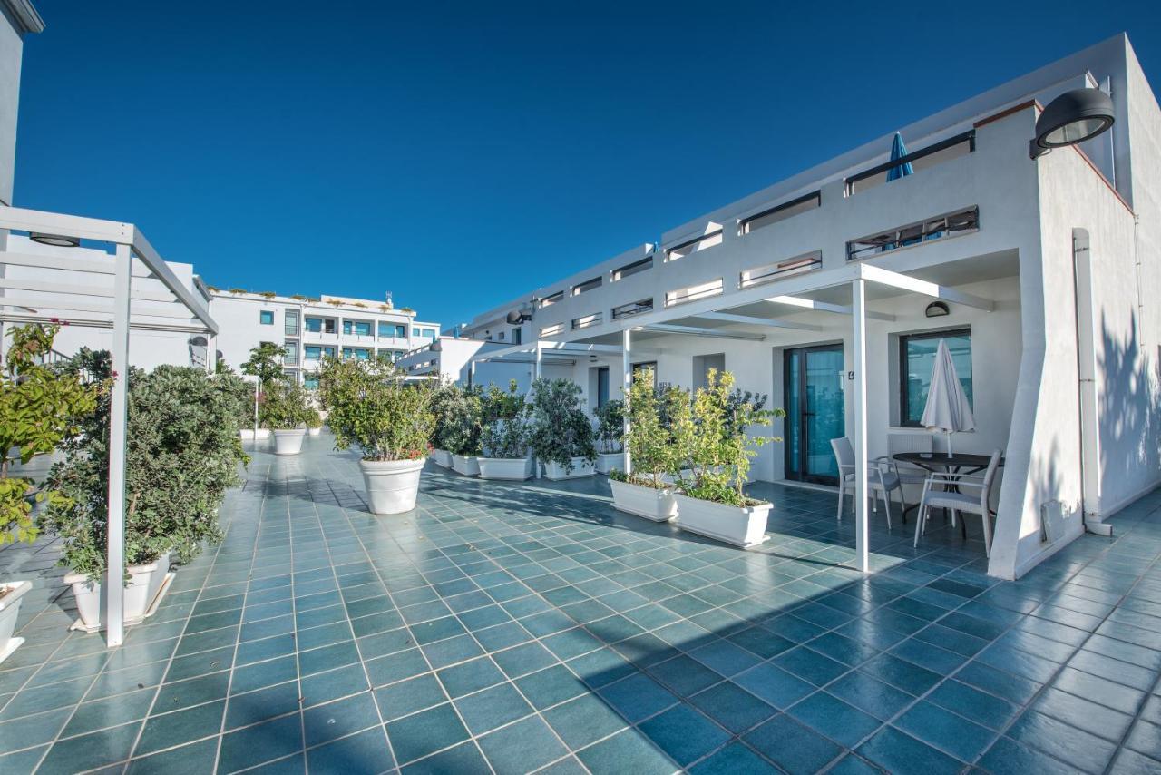 Acacia Marina Hotel Marina di Ragusa Bagian luar foto